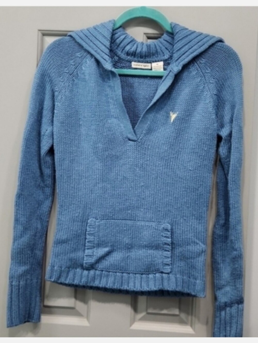 Energie 100% Acrylic Blue Knitted V-neck Sweater with Pocket & Moose Head Medium